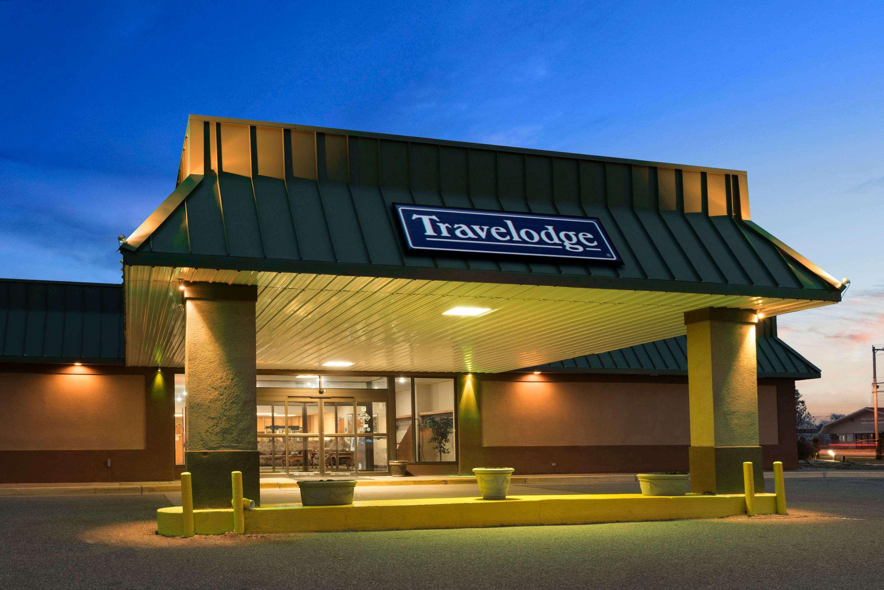 Travelodge By Wyndham Sturgis Exterior photo